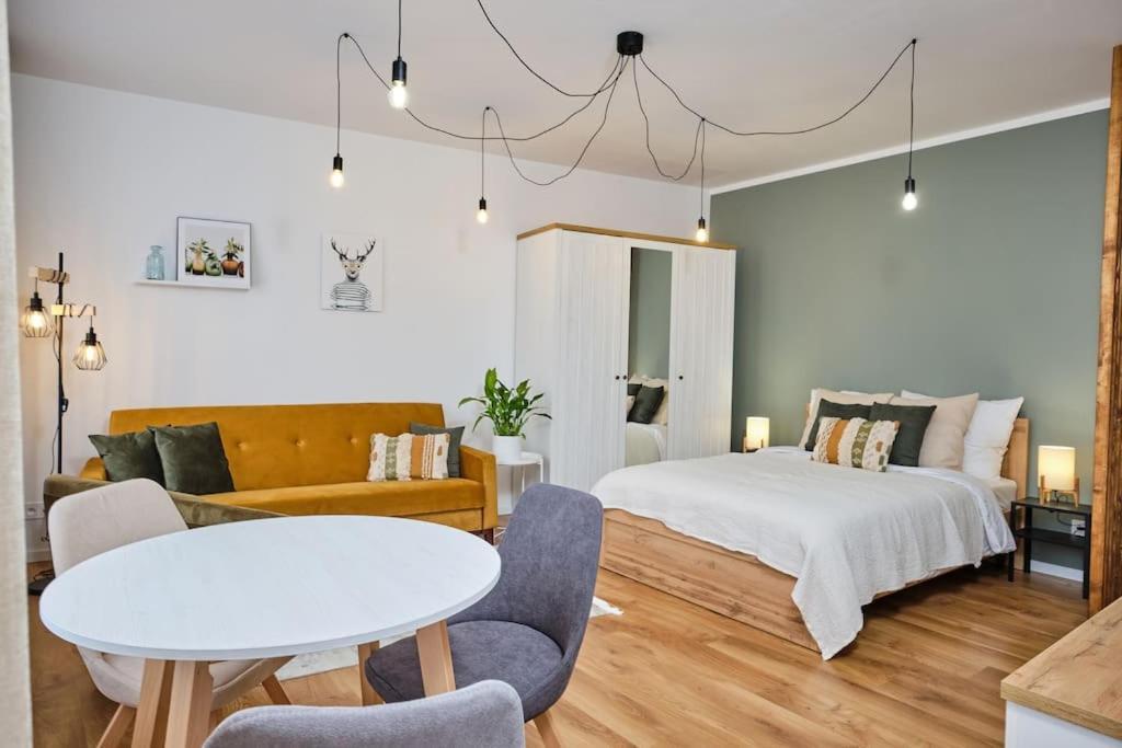 W Domu Apartment Opole